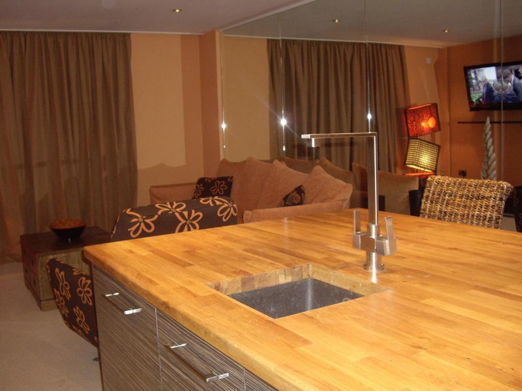 Portland Apartments Cheltenham Rum bild